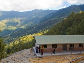 Finalizarea școlii românești din Nepal