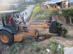 Sindhupalchok, Nepal, iunie 2014. Aici vom face școala