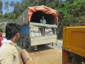 Sindhupalchok, Nepal, iunie 2014. Aici vom face școala